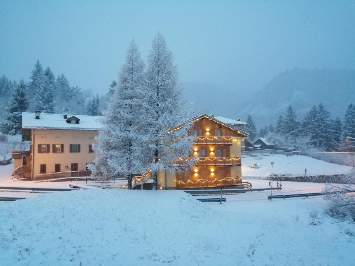Hotel Ai Larici Perarolo di Cadore Exterior foto